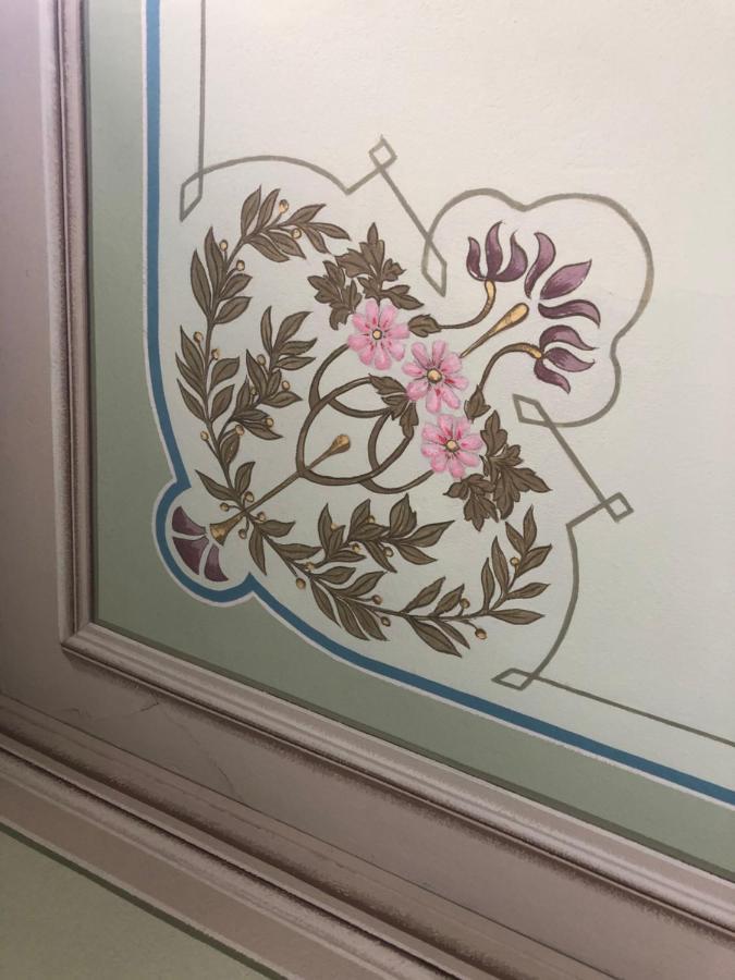 Villa Il Maiale Bianco Bed & Breakfast 圣费德勒·因特尔维 外观 照片