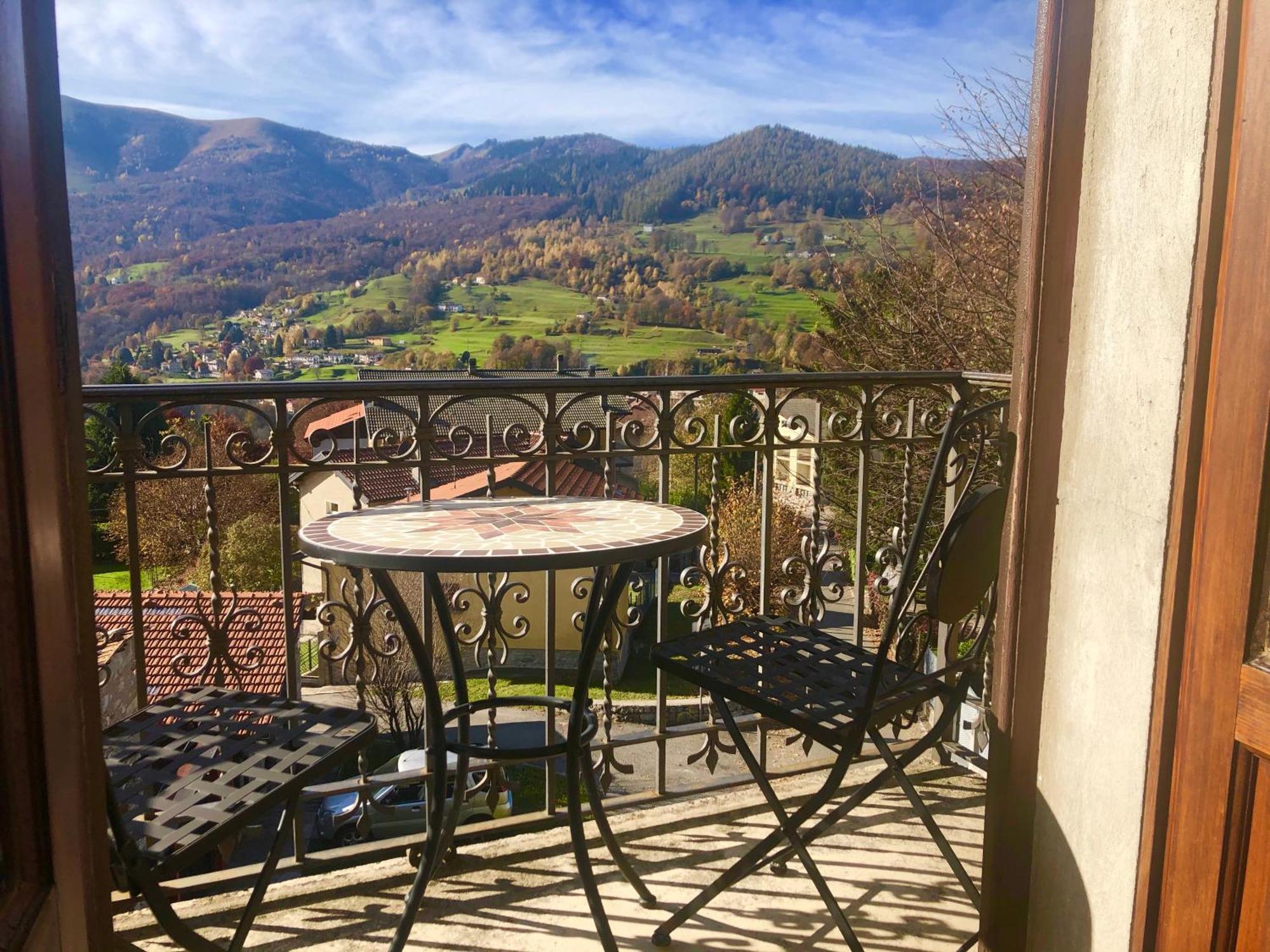 Villa Il Maiale Bianco Bed & Breakfast 圣费德勒·因特尔维 外观 照片