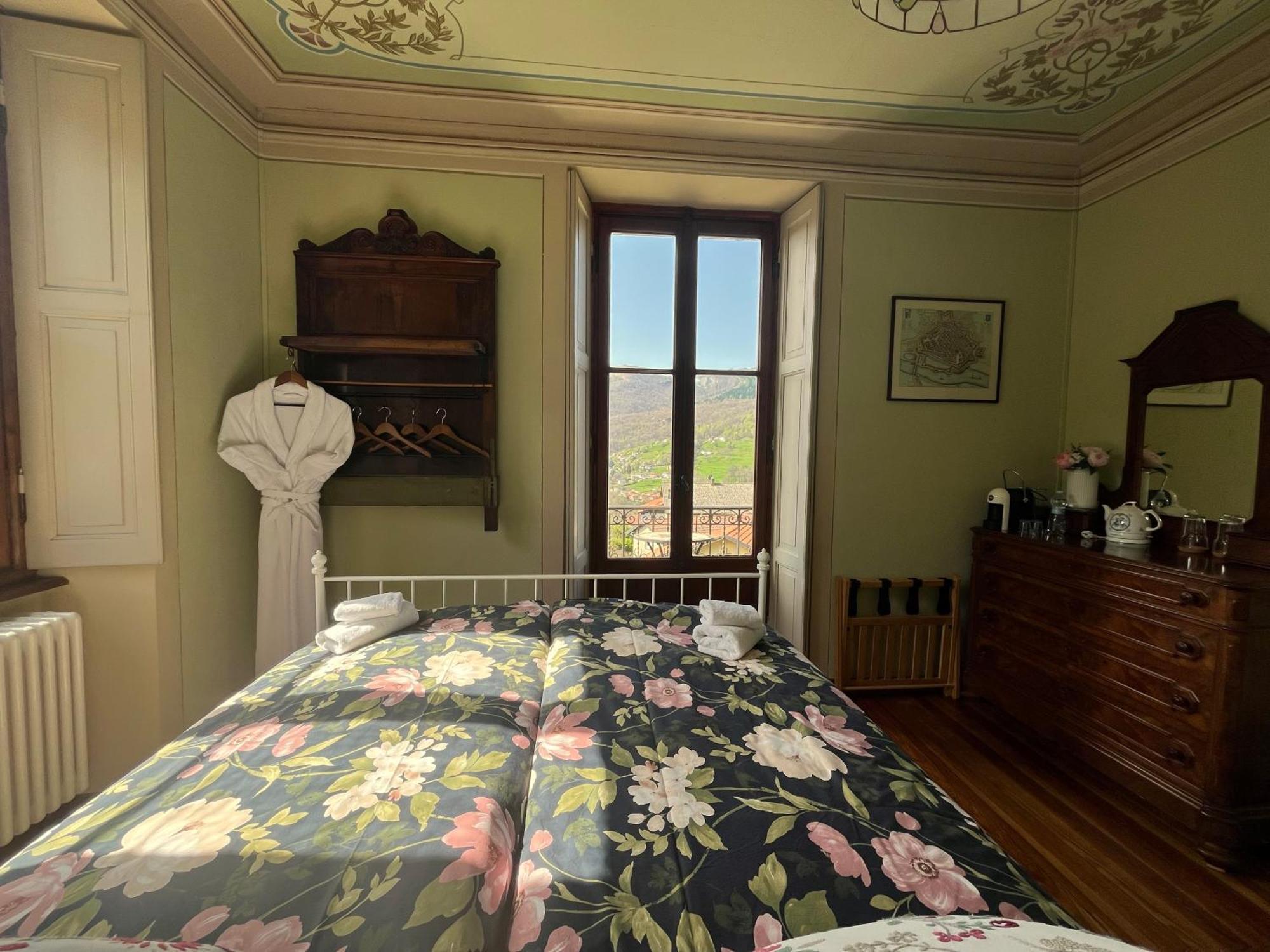 Villa Il Maiale Bianco Bed & Breakfast 圣费德勒·因特尔维 外观 照片