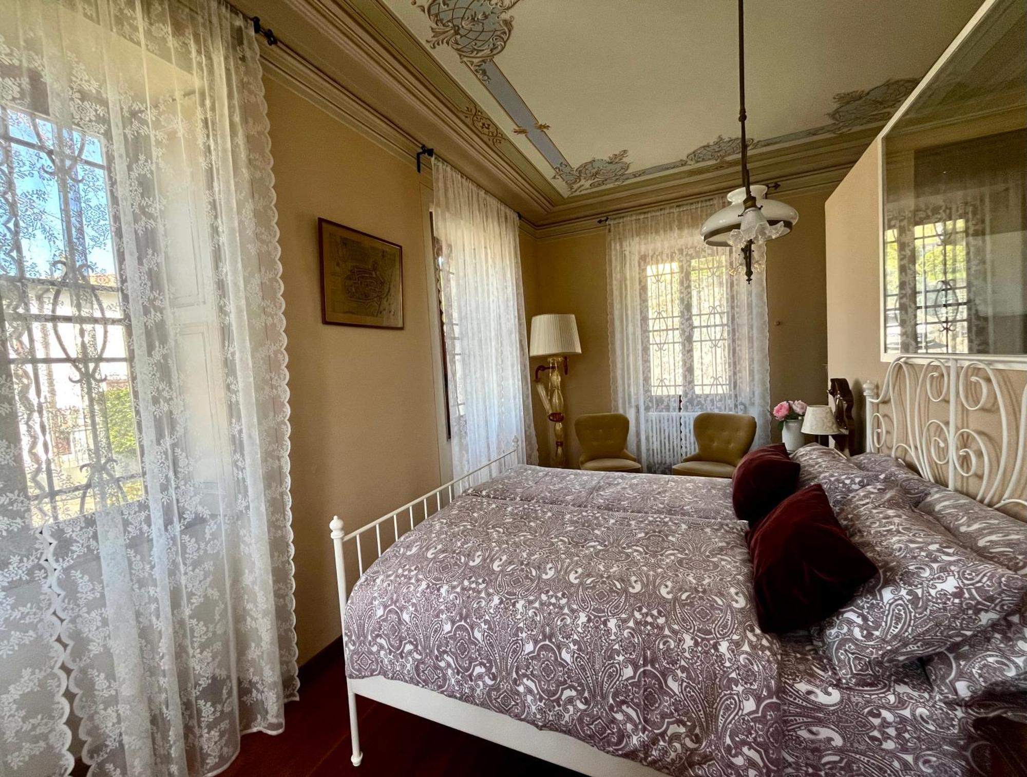 Villa Il Maiale Bianco Bed & Breakfast 圣费德勒·因特尔维 外观 照片